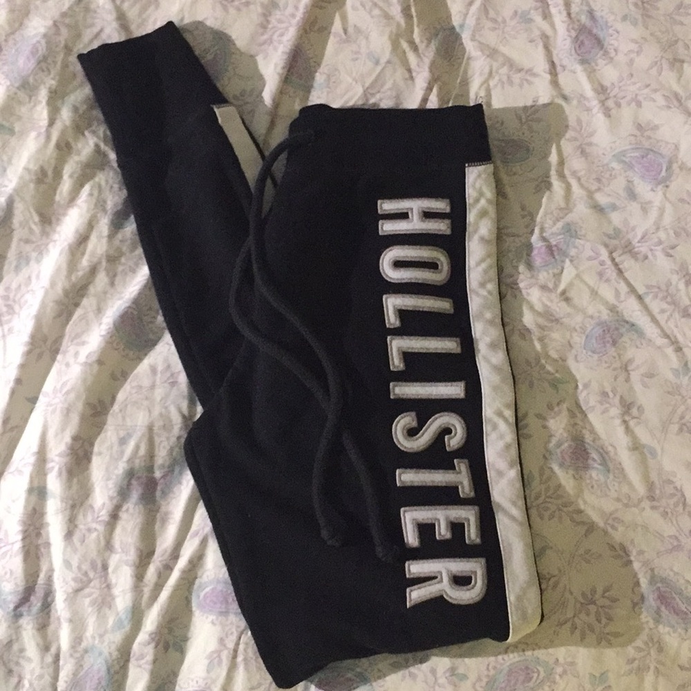 ✨Side stripe Hollister Joggers✨